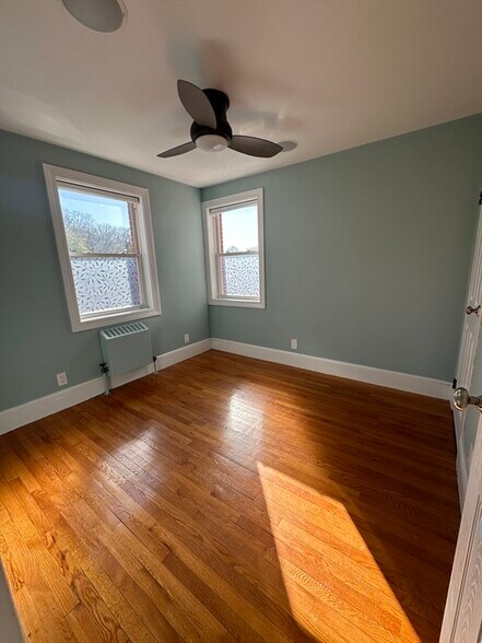 Building Photo - 495 Arborway