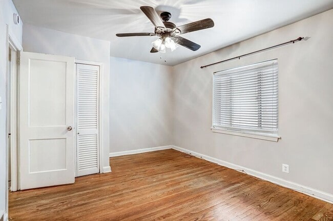 Building Photo - 3351 Clay St NE