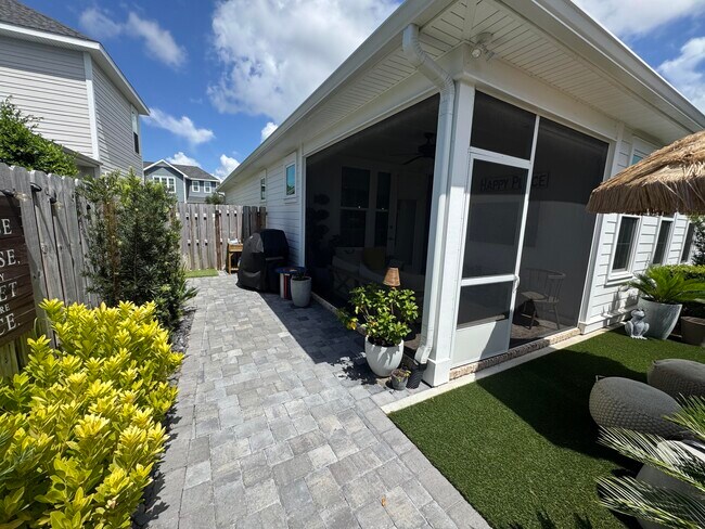Building Photo - 71 Cambium Ct