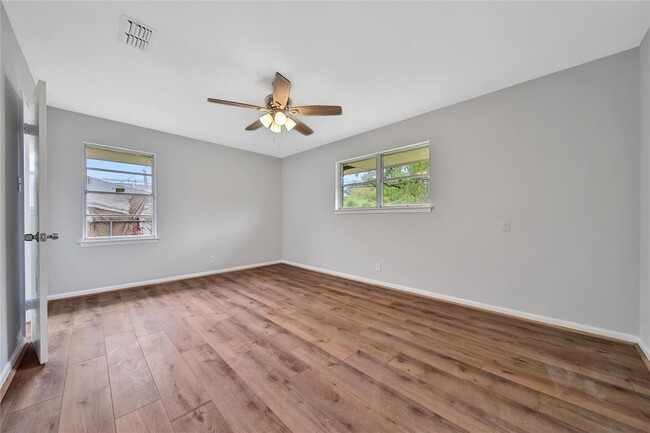 Building Photo - 3015 Peppermill Rd