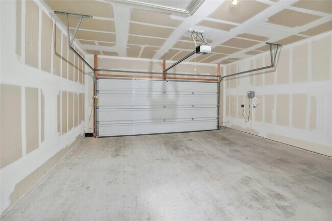 Building Photo - 16808 Ponte Cv