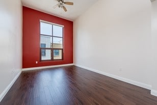 Building Photo - 1150 J St