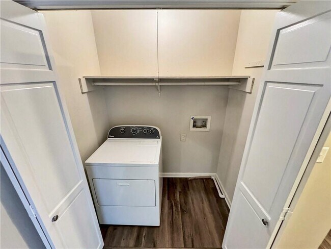 Building Photo - 4891 Raven Pl