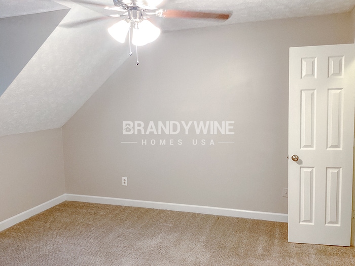 Building Photo - 916 S Deshon Rd