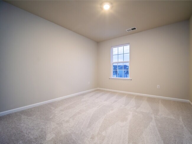 Building Photo - "Experience Spacious Living in This 4-Bedroom, 3-Bath Gem on Swallow Tail Drive, Belmont!"