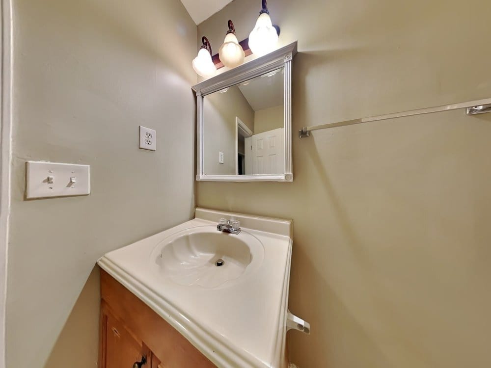 Building Photo - 3873 Riverview Chase Bluff