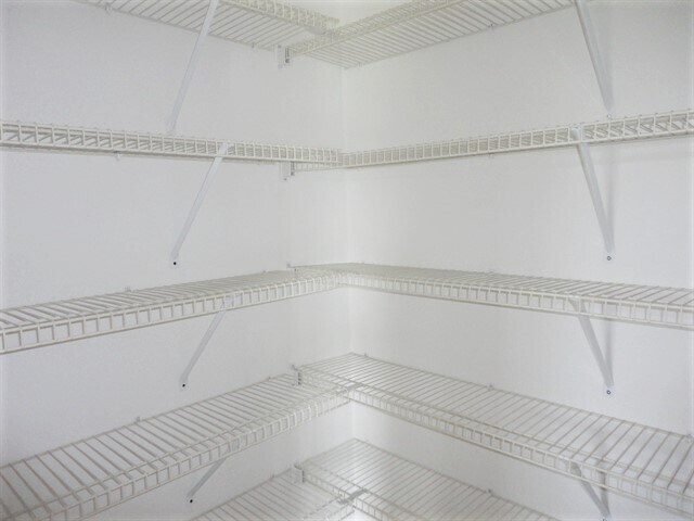 Building Photo - 6324 Fountainhead Dr