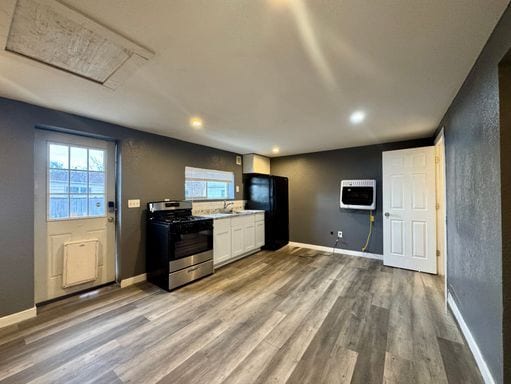 Building Photo - Newly Renovated 3 Separate Dwelling property in Denver! Available NOW