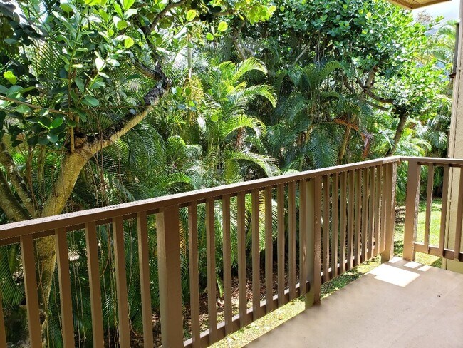 Building Photo - 2512