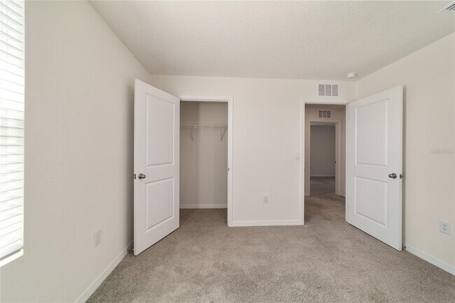 Building Photo - 8741 SW 45th Ct