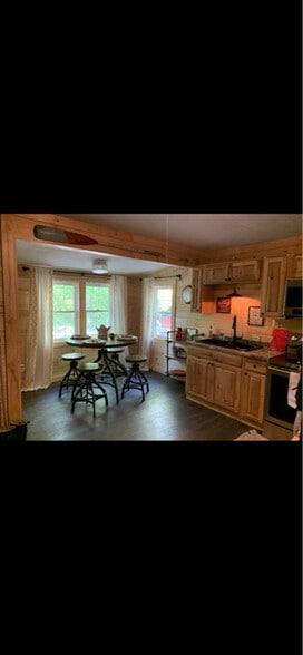 Building Photo - 48 Quail Ln