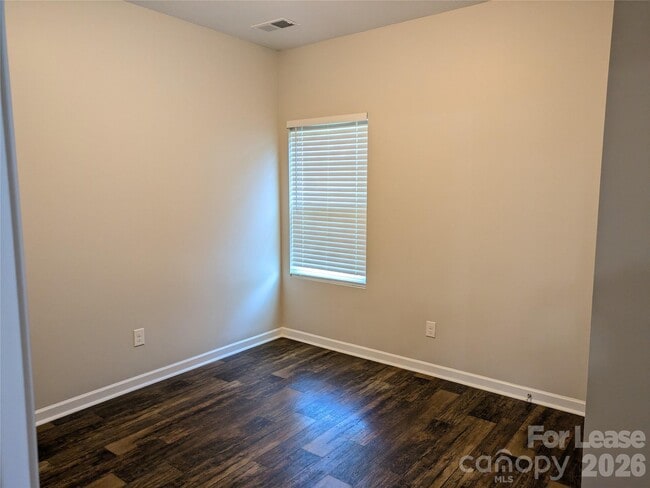 Building Photo - 110 E Neel Ranch Rd