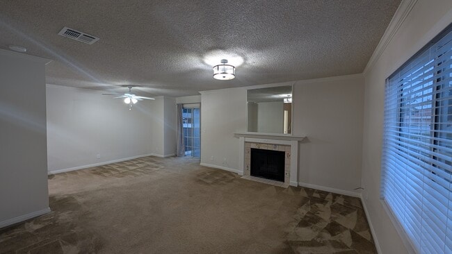 Building Photo - 1300 Mayflower Ave