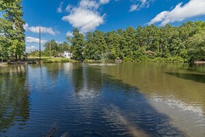 Building Photo - 123 Moss Creek Dr