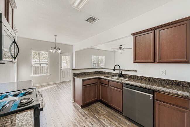 Building Photo - 4931 Monarch Falls Ln