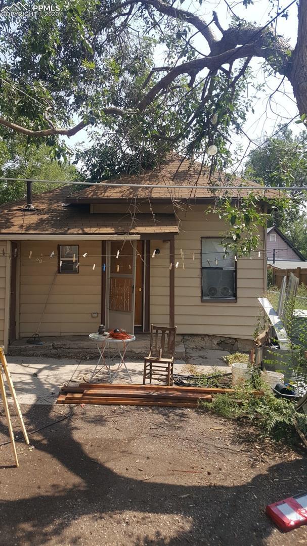 Building Photo - 410 N Corona St