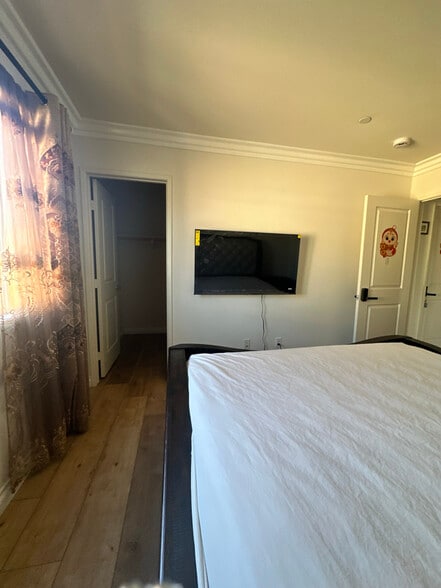 Building Photo - 11617 Camino Jamacha