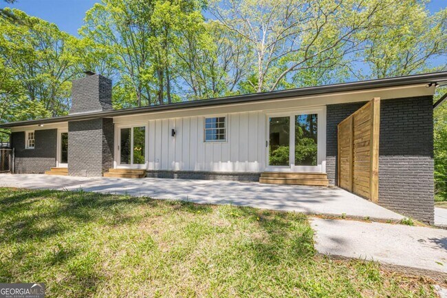 Building Photo - 3350 Pine Meadow Rd NW