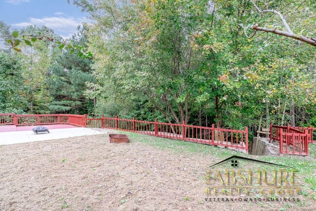 Building Photo - 852 Willow Bay Dr