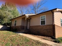 Building Photo - Bayless Street Downtown One Bedroom