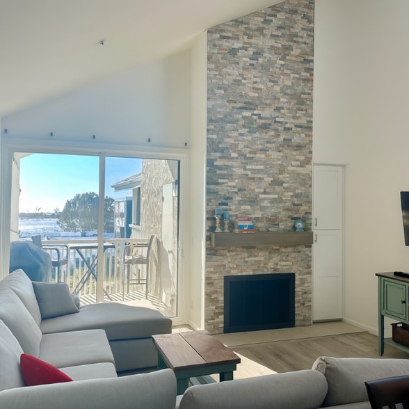 Building Photo - 4016 Gresham St