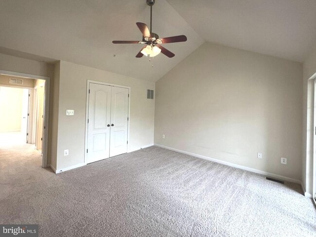 Building Photo - 1009 Red Clover Rd