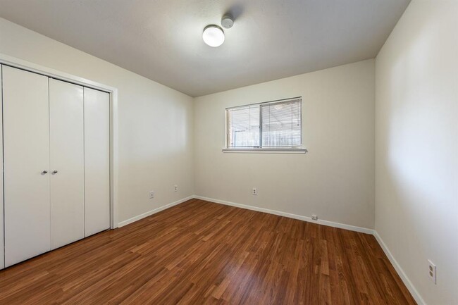 Building Photo - 9600 Gambels Quail Dr