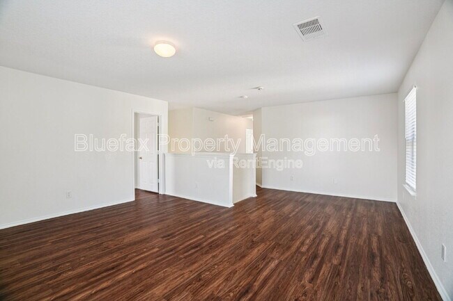 Building Photo - 9939 Bermuda Palm