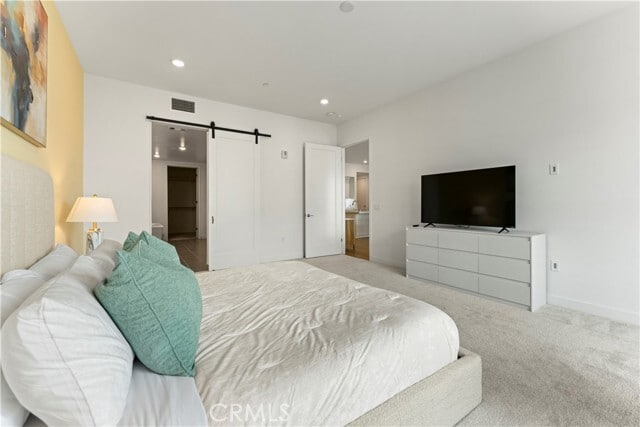 Building Photo - 2602 Rivington