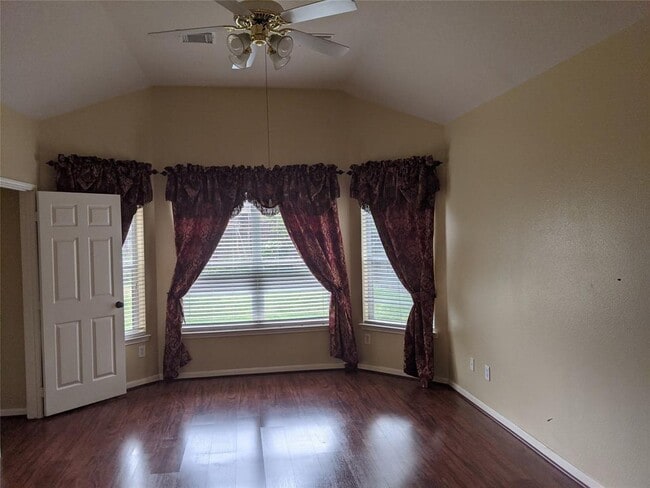 Building Photo - 25727 Shady Spruce Ln