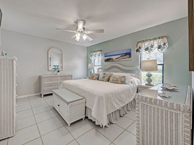 Building Photo - FURNISHED! 2BD/2BA/1CG in Vivienda West - a 55+Community