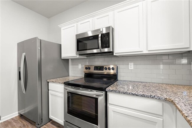 Building Photo - 3138 Cedar Crest Way