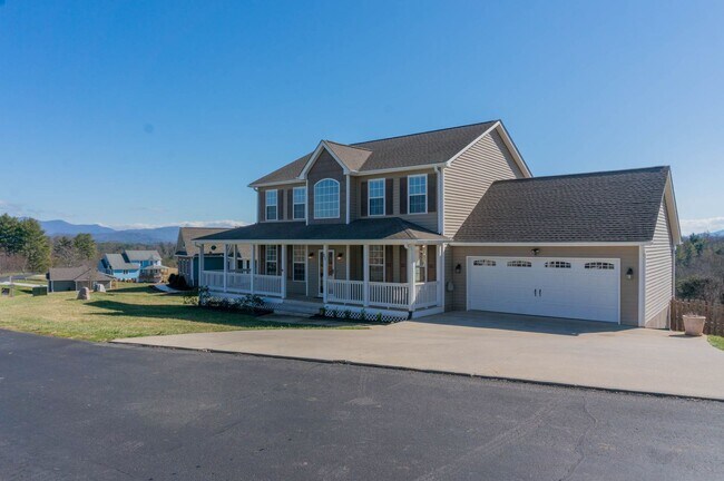 Primary Photo - Spacious Home with Stunning Views