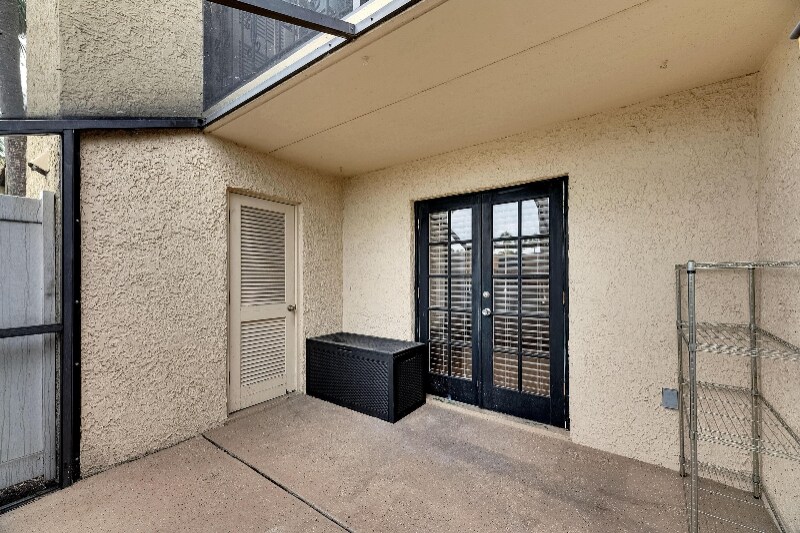 Building Photo - 5304 W Kennedy Blvd