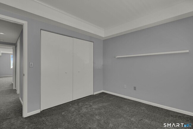 Building Photo - 1128 Windward Rd