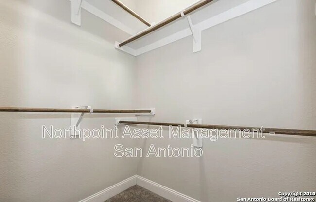 Building Photo - 13706 Meadowick Dr