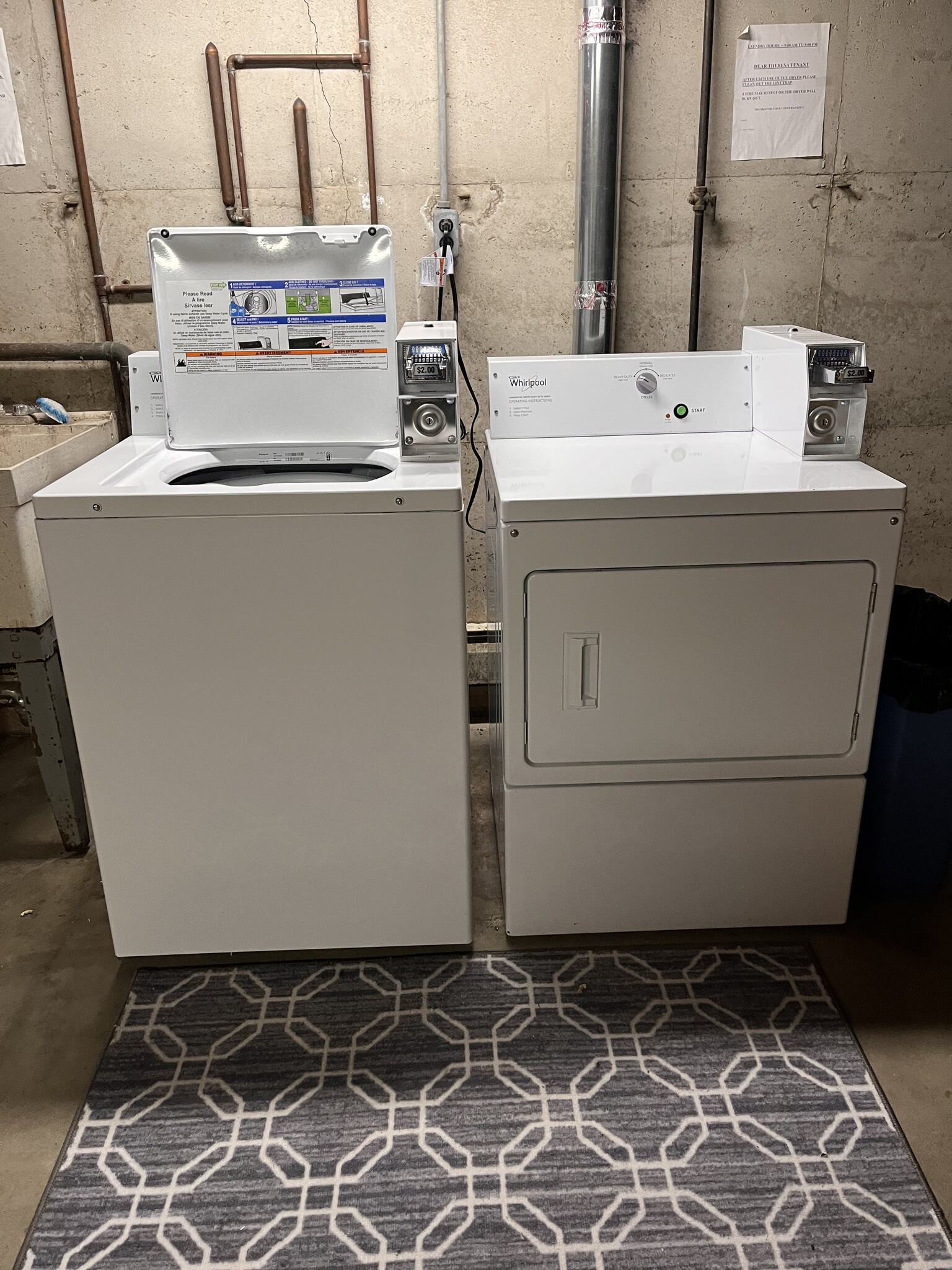 Building Photo - 326 Menomonee St