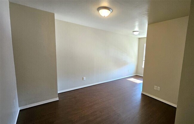 Building Photo - 2173 Buena Vida Ln