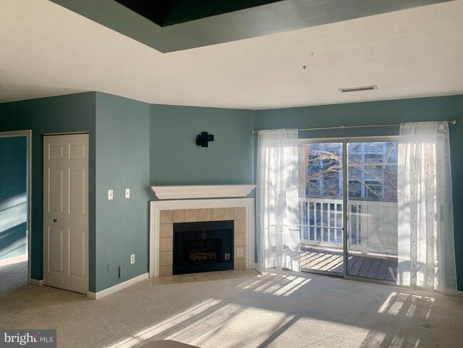 Building Photo - 20301 Beechwood Terrace