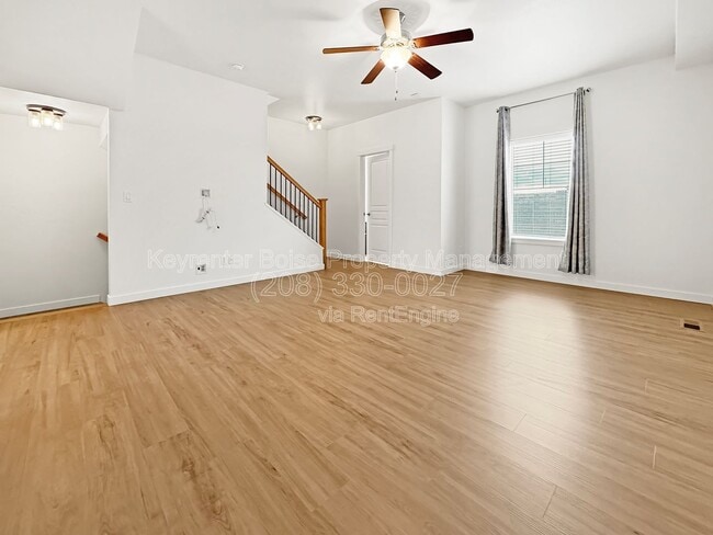 Building Photo - 8721 W Pine Valley Ln