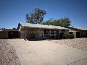 Building Photo - 2401 W Fremont Dr