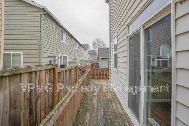 Building Photo - 7809 NE 24th Ct