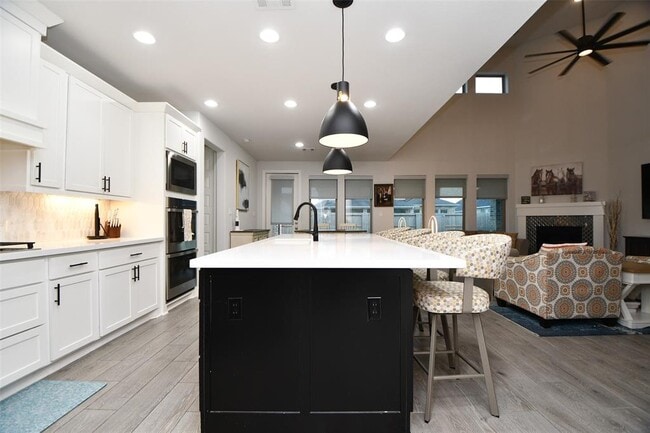 Building Photo - 29519 Juniper Ranch Rd