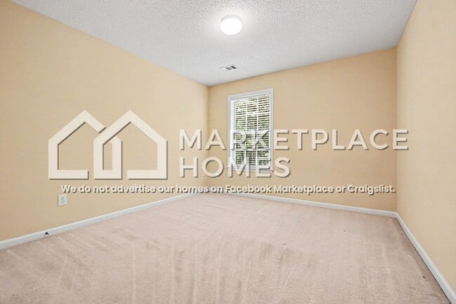 Building Photo - 3398 Spindletop Dr NW