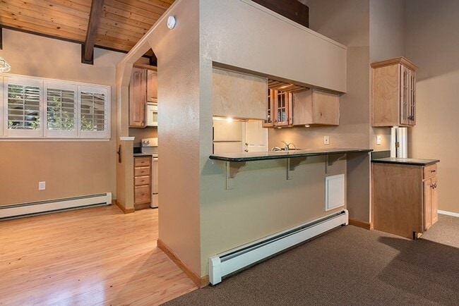 Building Photo - Incline Village: Condo - 4 Bedrooms,3.5 Ba...