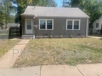 Building Photo - 812 N Estelle St