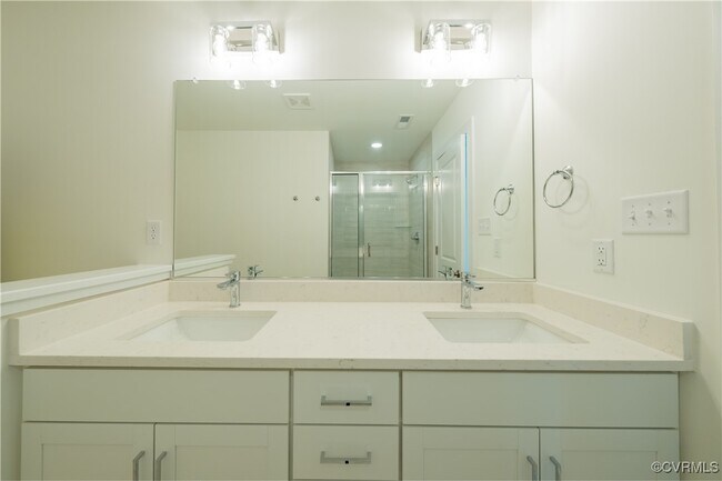 Building Photo - 15356 Oasis Sun Wy