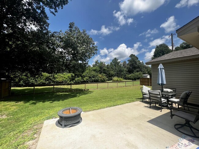 Building Photo - 3604 Leslie Ann Dr