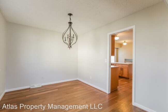 Building Photo - 4 br, 2 bath House - 6712 NW Mirror Lake T...