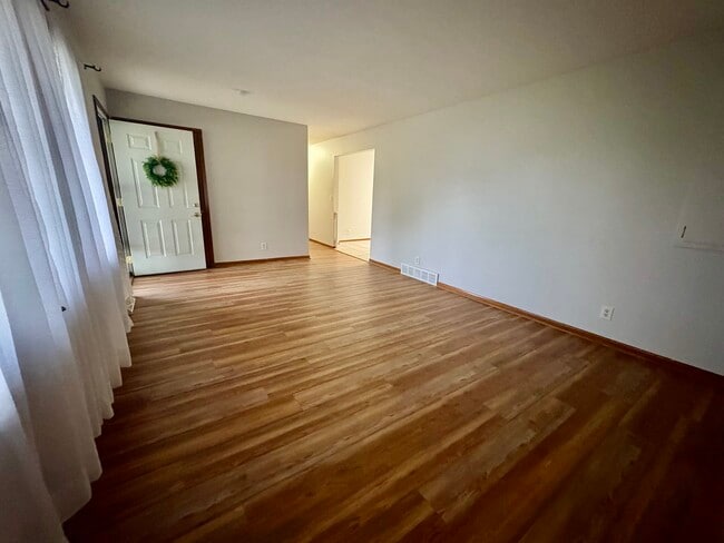 Building Photo - 1306 SE Bel Aire Rd